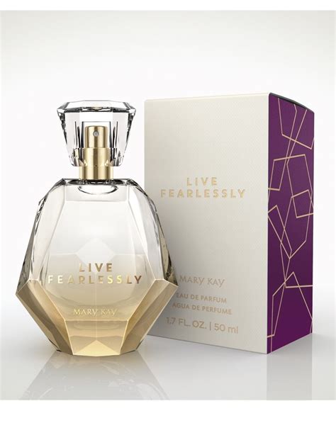 mary kay live fearlessly perfume.